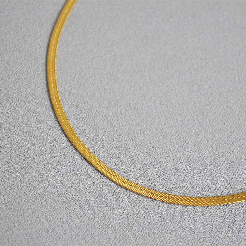 Beautiful Gold Necklace with Unique Style