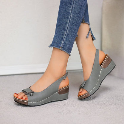 Graceful Orthopedic Sandals for Modern Look