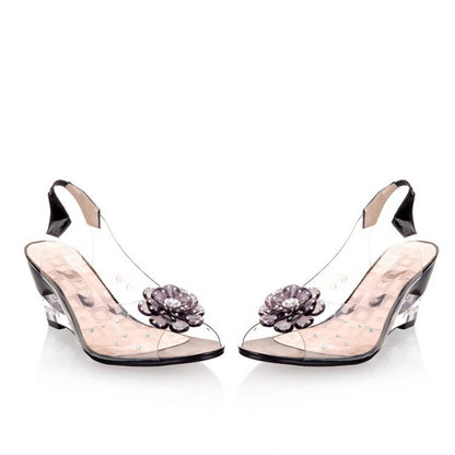Chic Orthopedic Sandals with Unique Design
