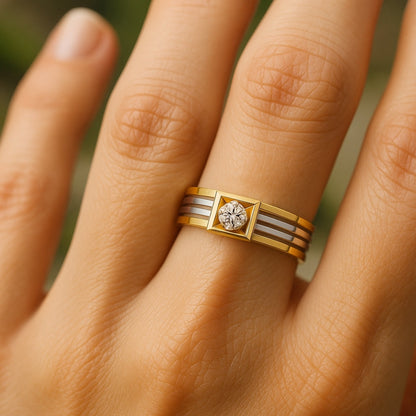 Classic Gold Ring with Timeless Appeal