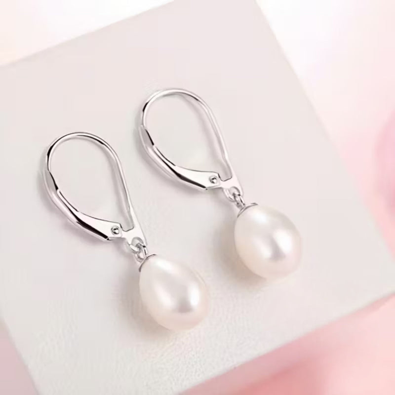 Stunning Pearl Earring for Daily Wear