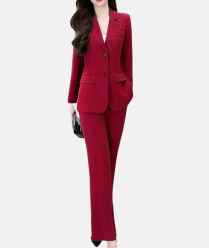 JO | Elegant trouser suit with fitted blazer