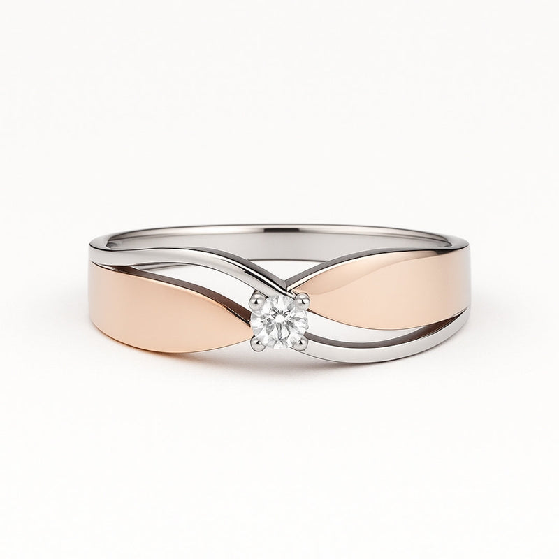 Classic Silver Ring with Timeless Appeal