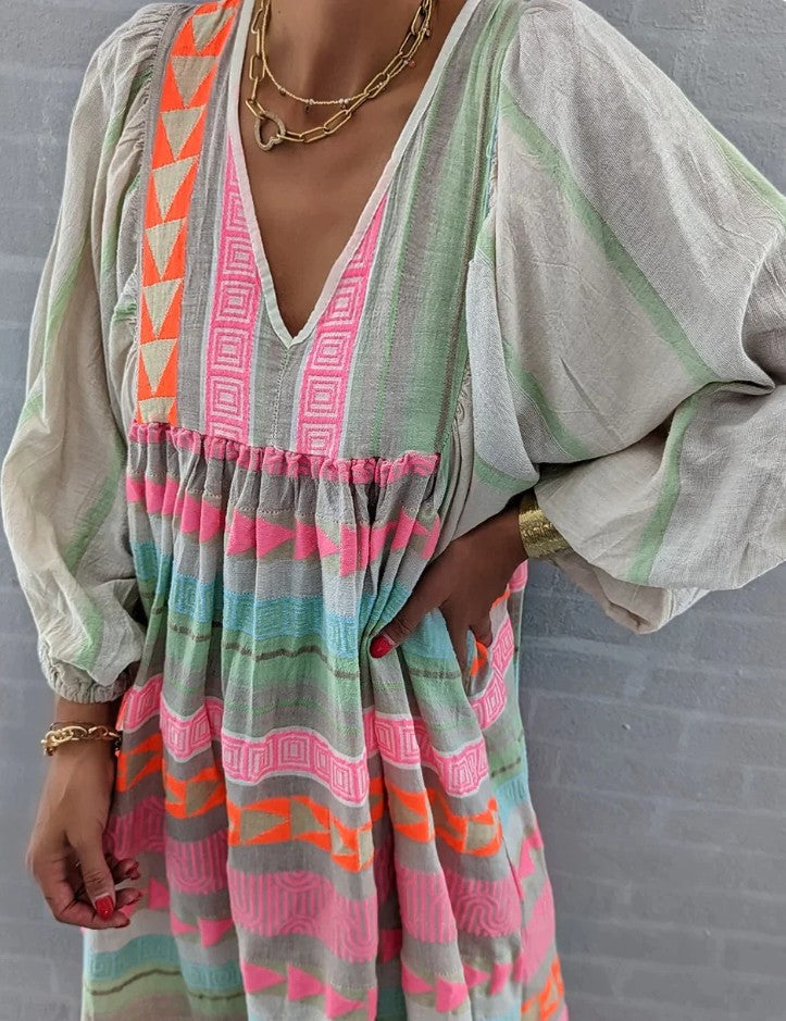 KS | Long-sleeved maxi dress with V-neckline