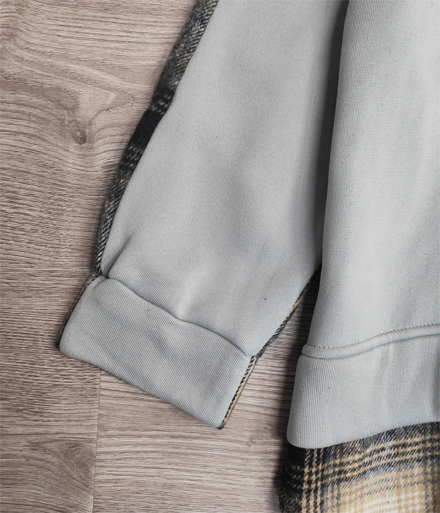 JO | Comfortable long-sleeved patchwork sweatshirt