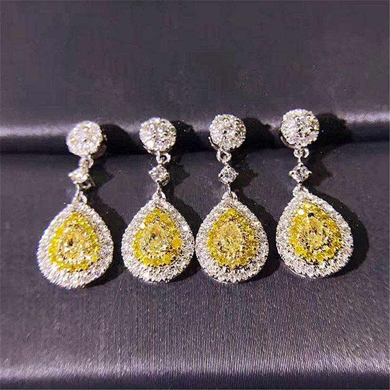 Charming Silver Earring for Any Occasion