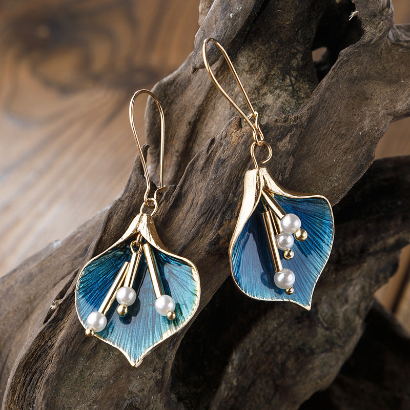 Romantic Pearl Earring for Special Moments