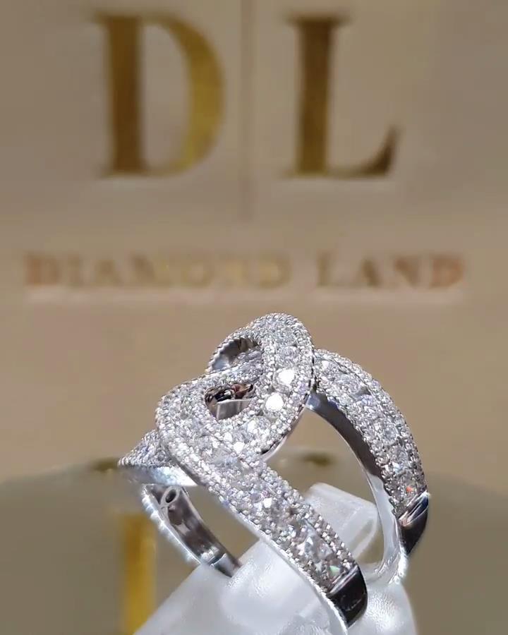 Stunning Ring for Daily Wear