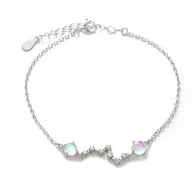 Beautiful Bracelet with Unique Style