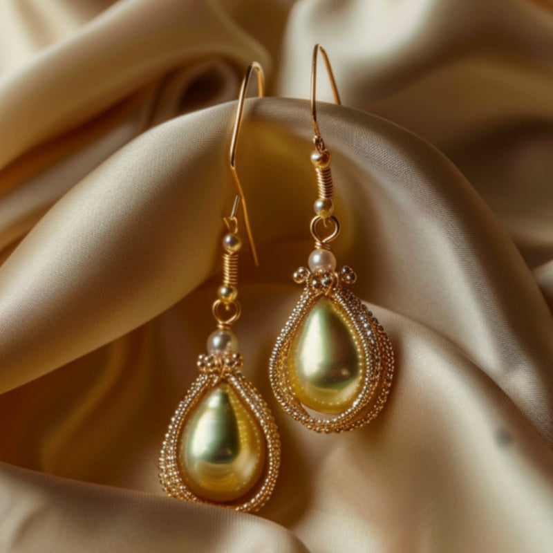 Romantic Gold Earring for Special Moments