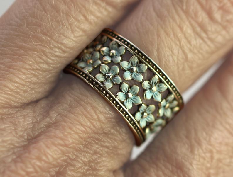 Elegant Ring for Every Occasion