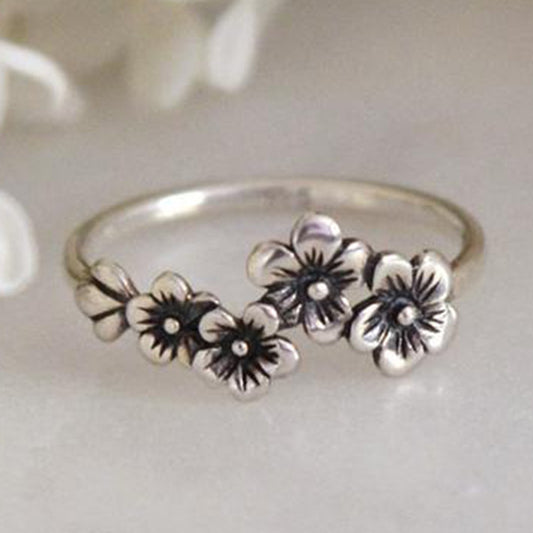 Beautiful Silver Ring with Unique Style