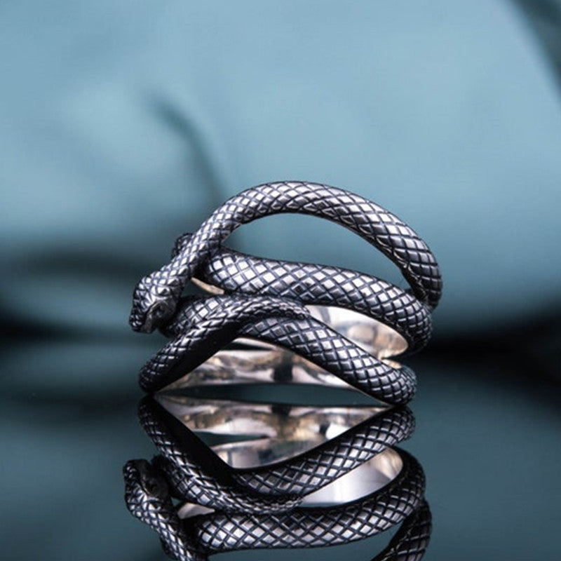 Elegant Silver Ring for Every Occasion