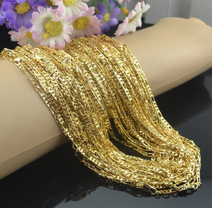 Romantic Gold Necklace for Special Moments