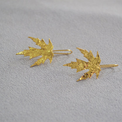 Elegant Gold Earring for Every Occasion