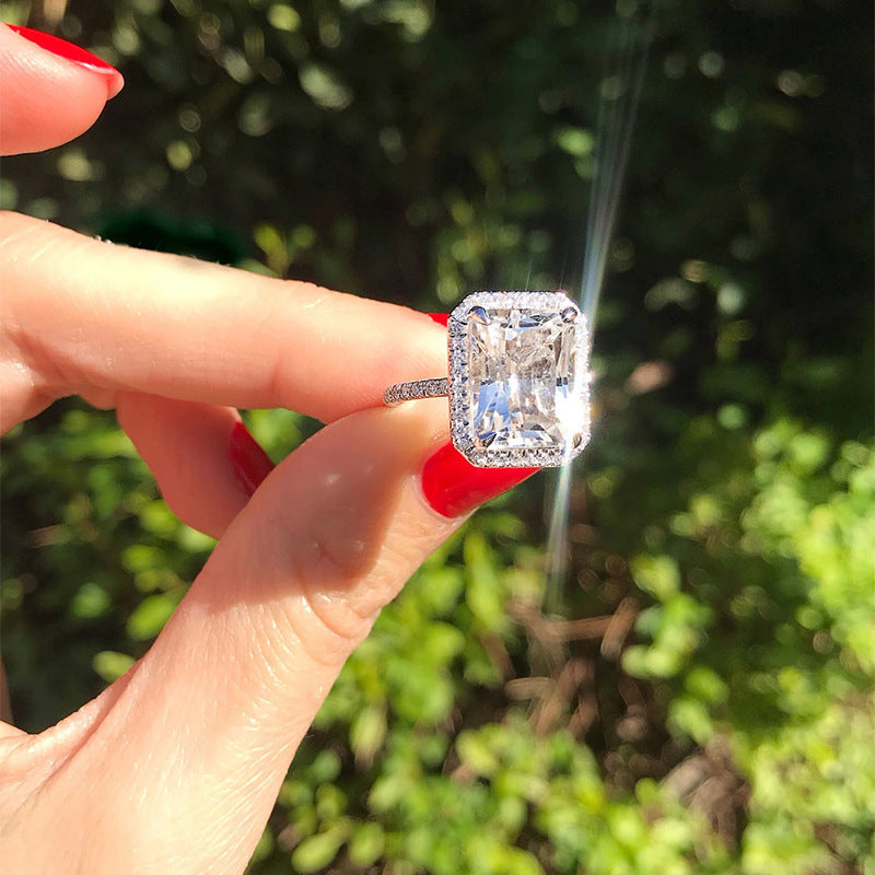 Beautiful Ring with Unique Style