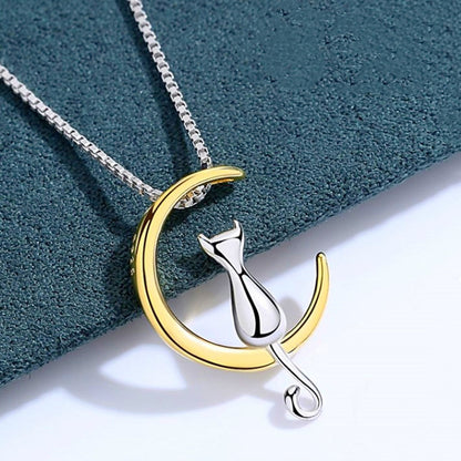 Classic Gold Necklace with Timeless Appeal