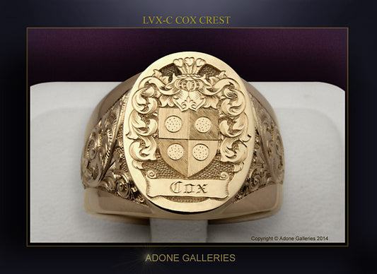 Beautiful Gold Ring with Unique Style