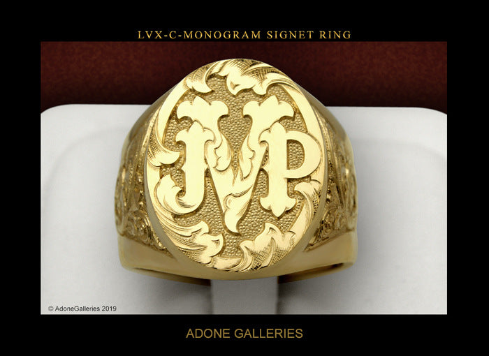 Classic Gold Ring with Timeless Appeal