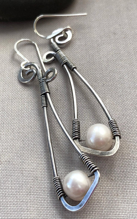 Stunning Silver Earring for Daily Wear