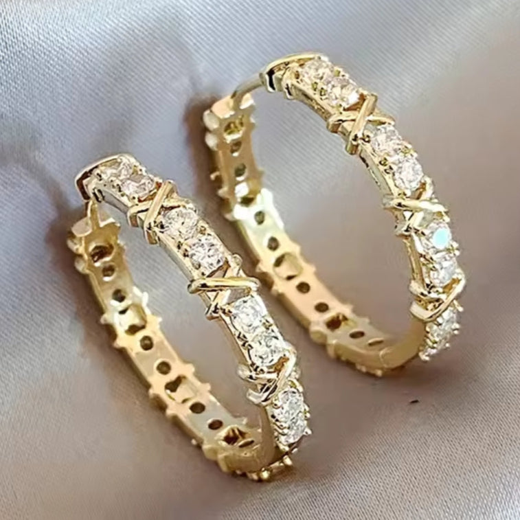 Vintage Handmade Gold Earring