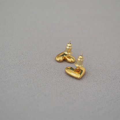 Stunning Gold Earring for Daily Wear