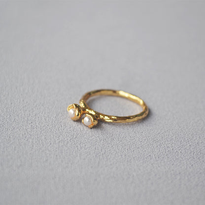 Beautiful Pearl Ring with Unique Style