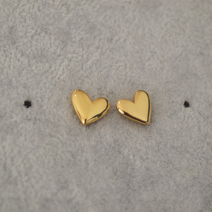 Stunning Gold Earring for Daily Wear