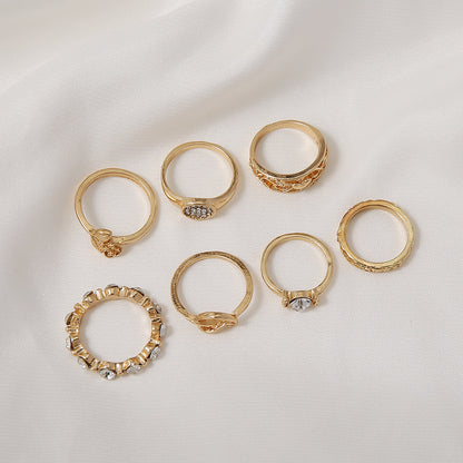 Classic Gold Ring with Timeless Appeal