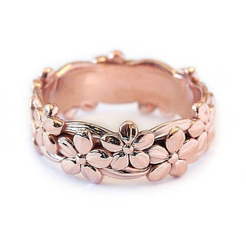 Romantic Gold Ring for Special Moments
