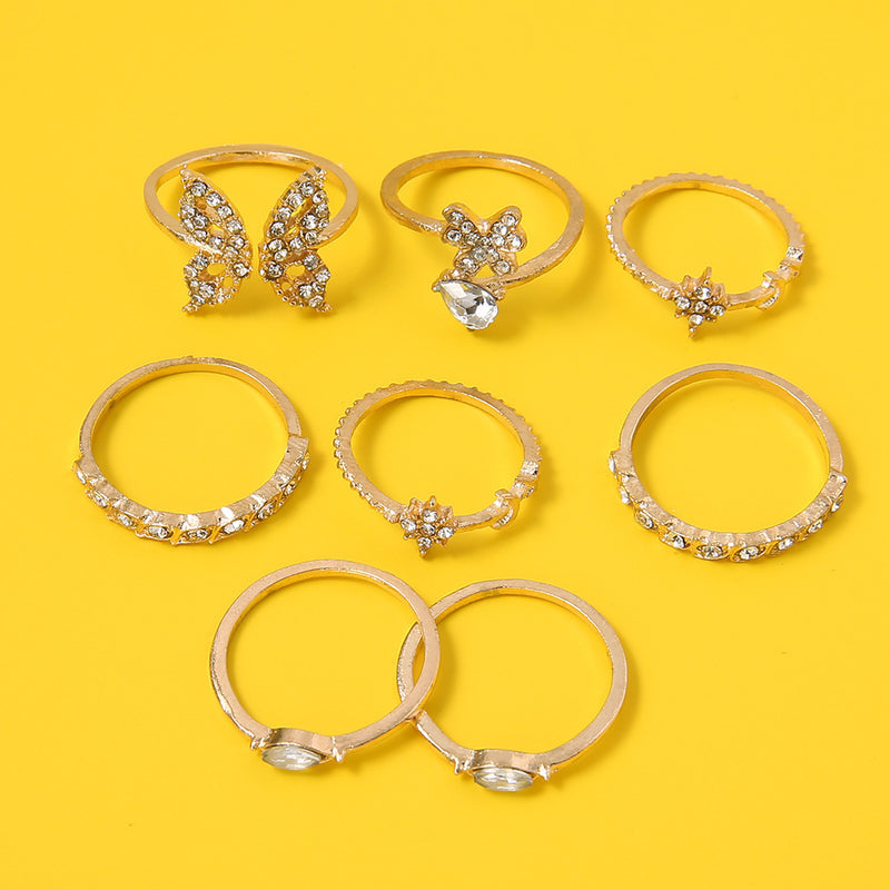 Beautiful Set with Unique Style