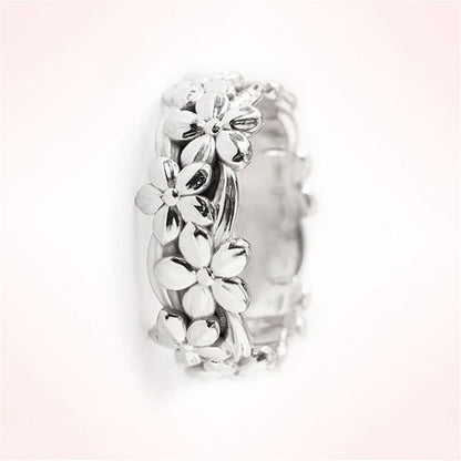 Romantic Gold Ring for Special Moments