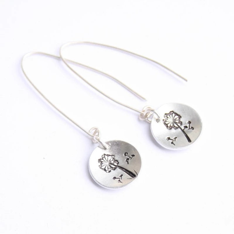 Charming Earring for Any Occasion