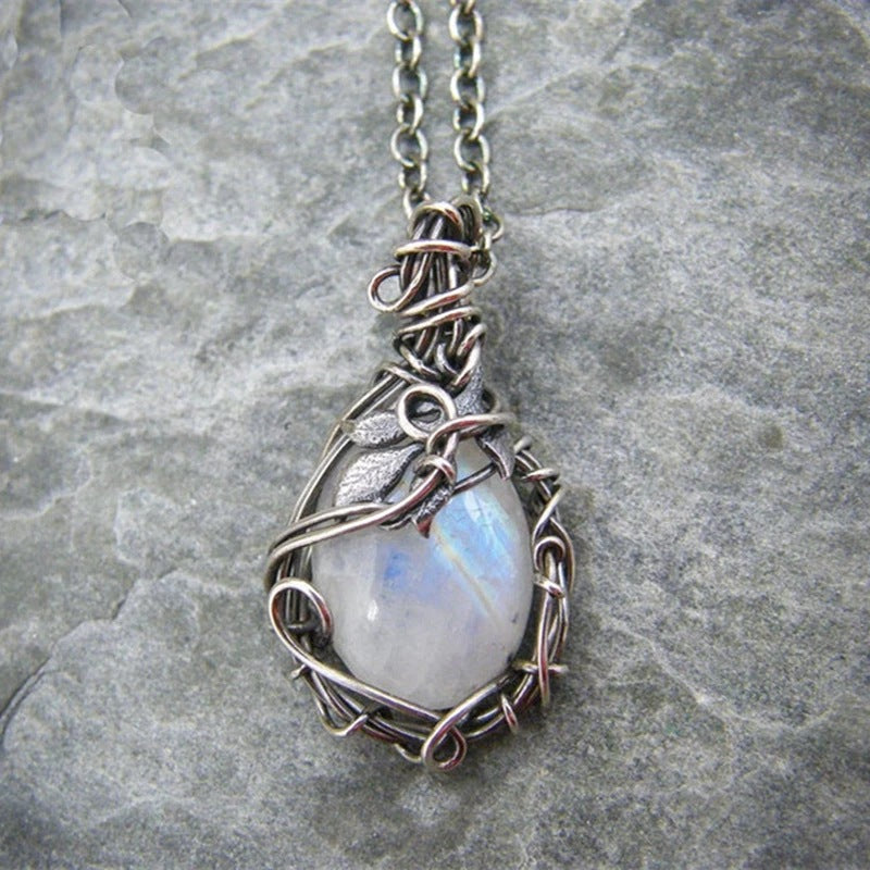 Romantic Necklace for Special Moments