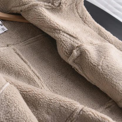 JO | Modern and versatile winter coat
