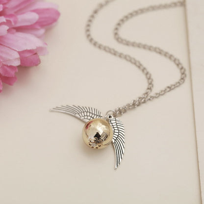 Classic Gold Necklace with Timeless Appeal