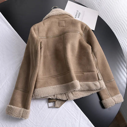 JO | Modern and versatile winter coat