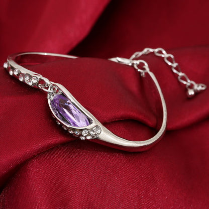 Beautiful Bracelet with Unique Style