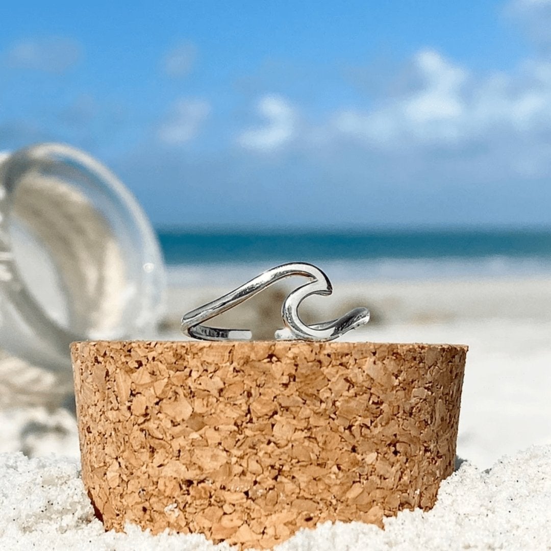 Classic Silver Ring with Timeless Appeal