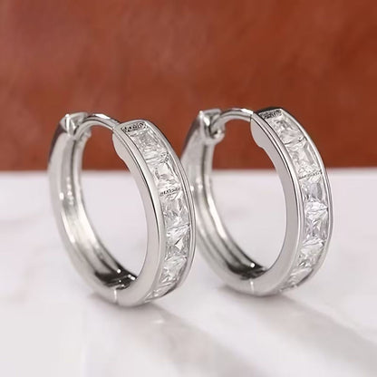 Elegant Silver Earring for Every Occasion