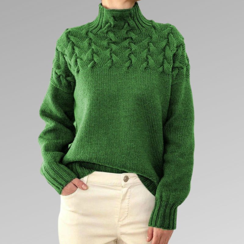 JO | Elegant and warm turtleneck sweater