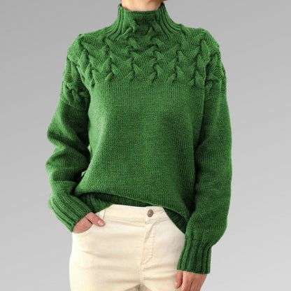 JO | Elegant and warm turtleneck sweater
