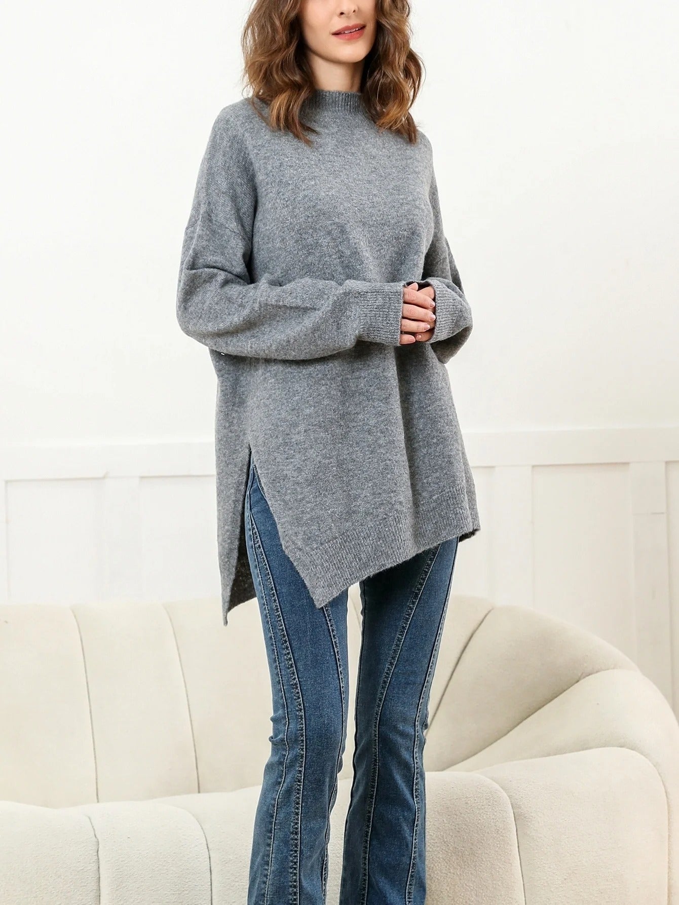 JO | Elegant sweater with side slits