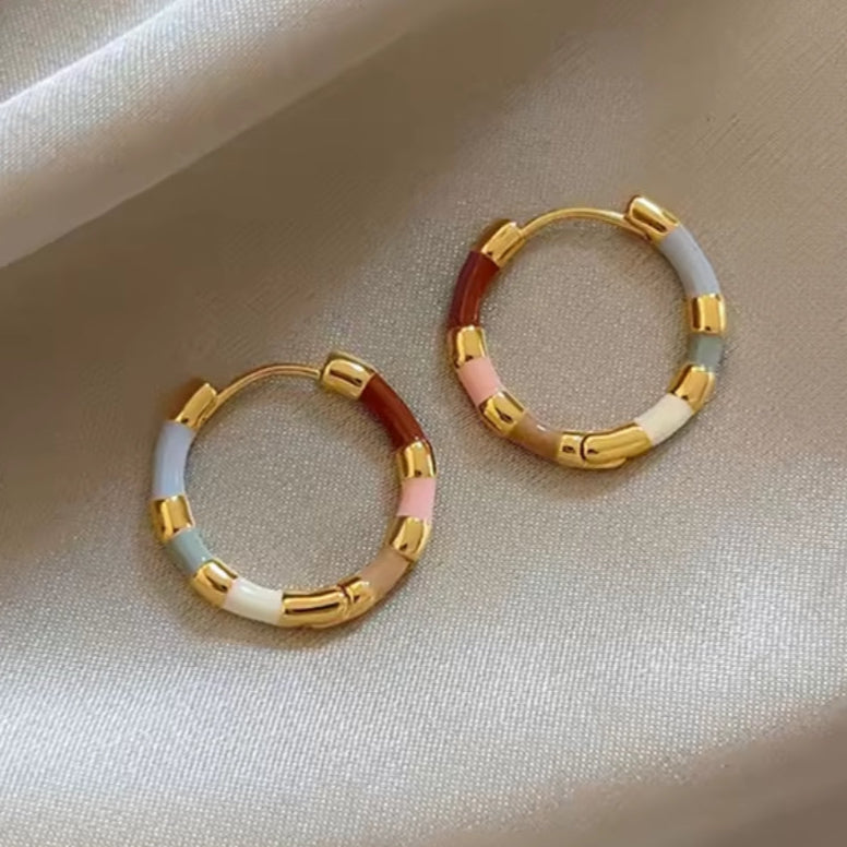 Stunning Gold Earring for Daily Wear