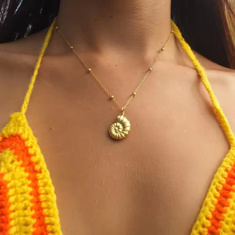 Classic Gold Necklace with Timeless Appeal