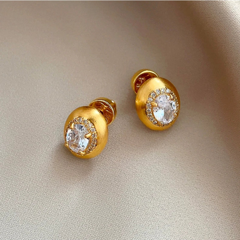 Vintage Handmade Gold Earring