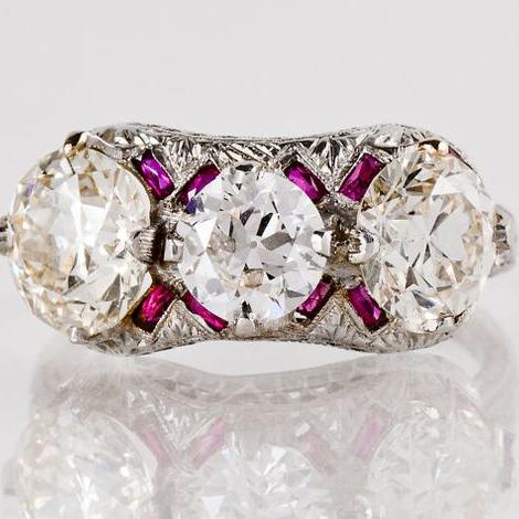 Elegant Silver Ring for Every Occasion