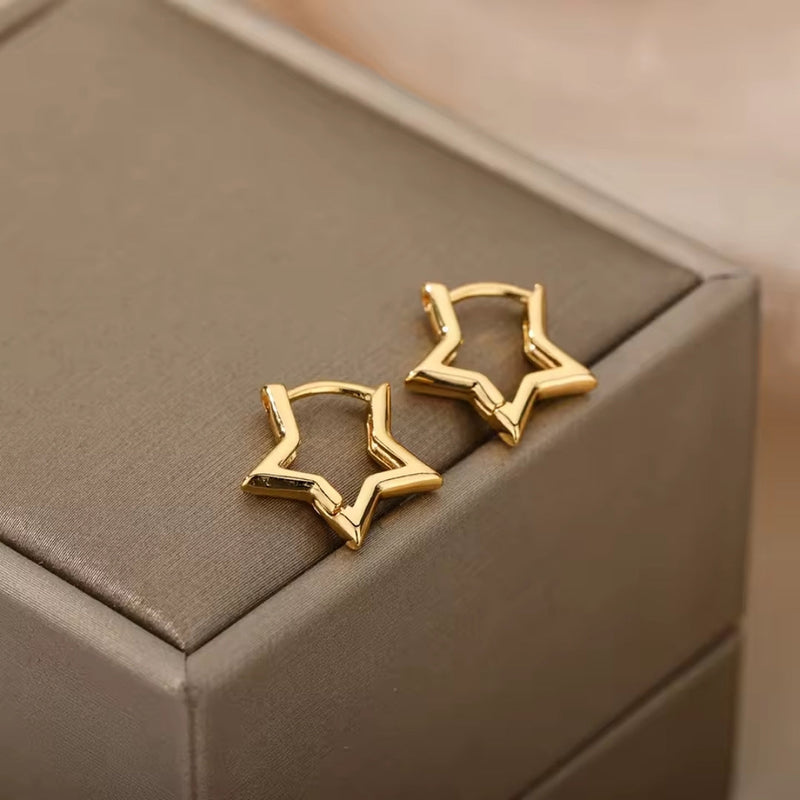 Vintage Handmade Gold Earring