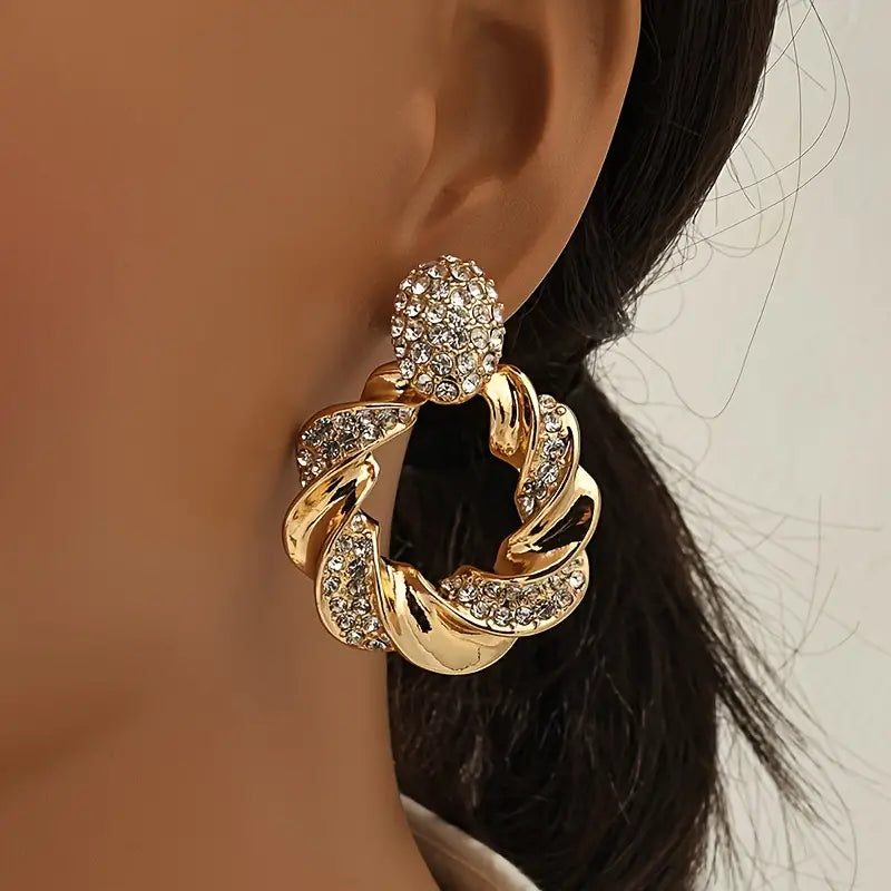 Delicate Artisan Gold Earring