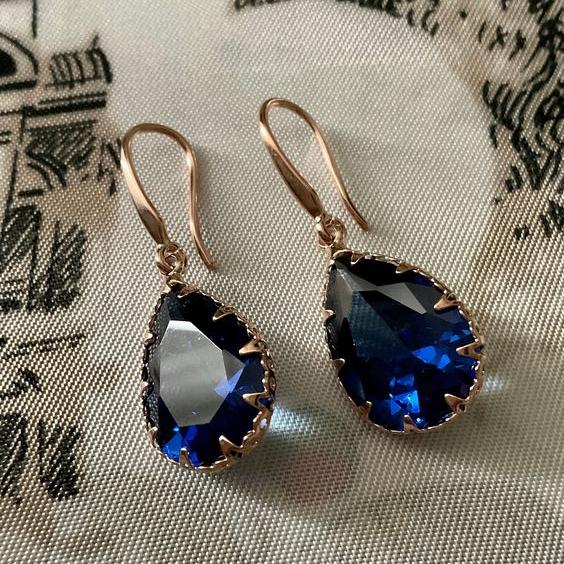 Stunning Earring for Daily Wear